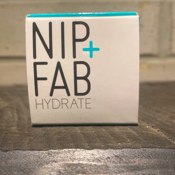 🌸NWT Nip + Fab Hylauronic Acid Fix Extreme Concentrate - Picture 3 of 5